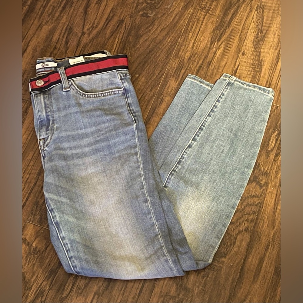 Tommy jeans light wash size 6